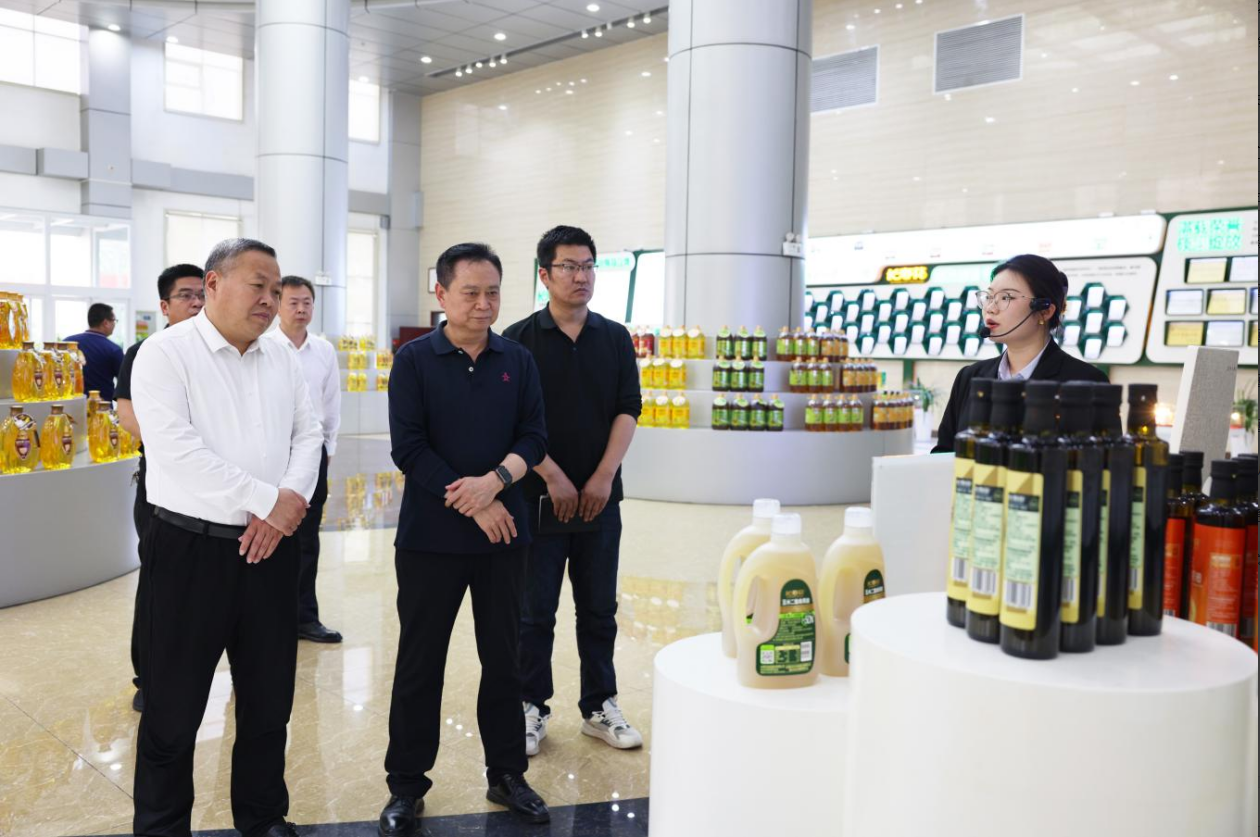 惠民農(nóng)投集團來山東三星集團學(xué)習(xí)考察