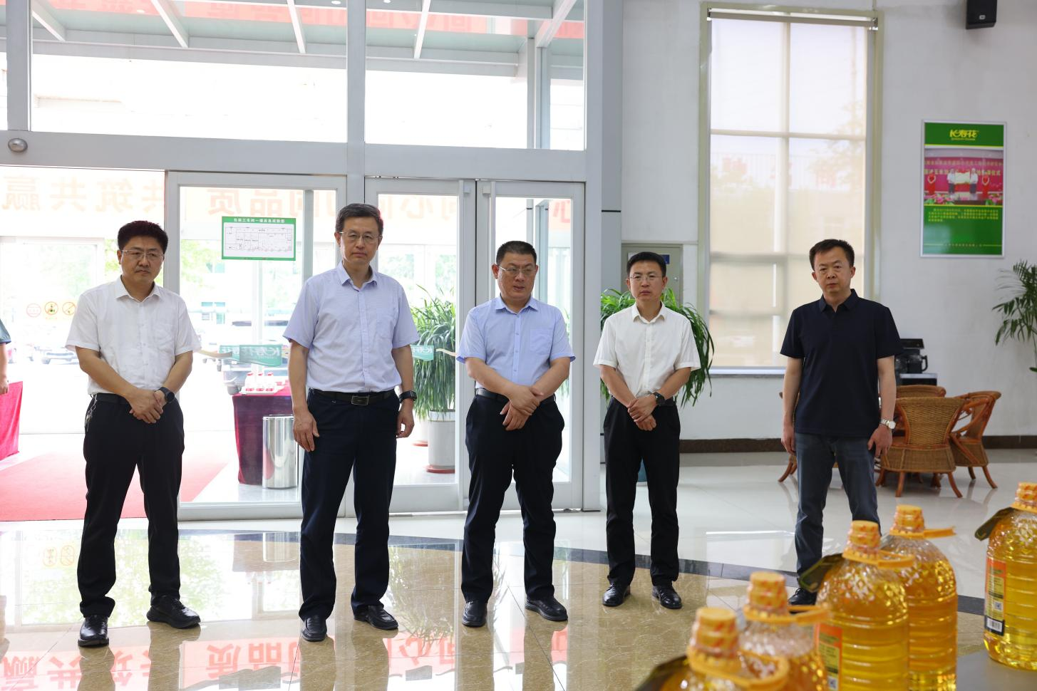 濱州市工信局黨組副書記、二級調(diào)研員厲明來山東三星集團調(diào)研