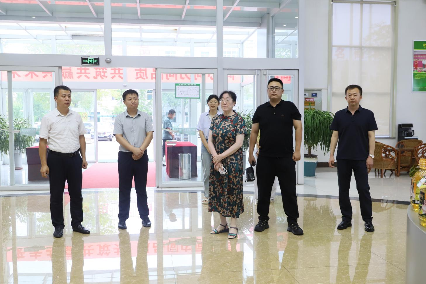 中國(guó)縣域經(jīng)濟(jì)報(bào)來(lái)山東三星集團(tuán)調(diào)研