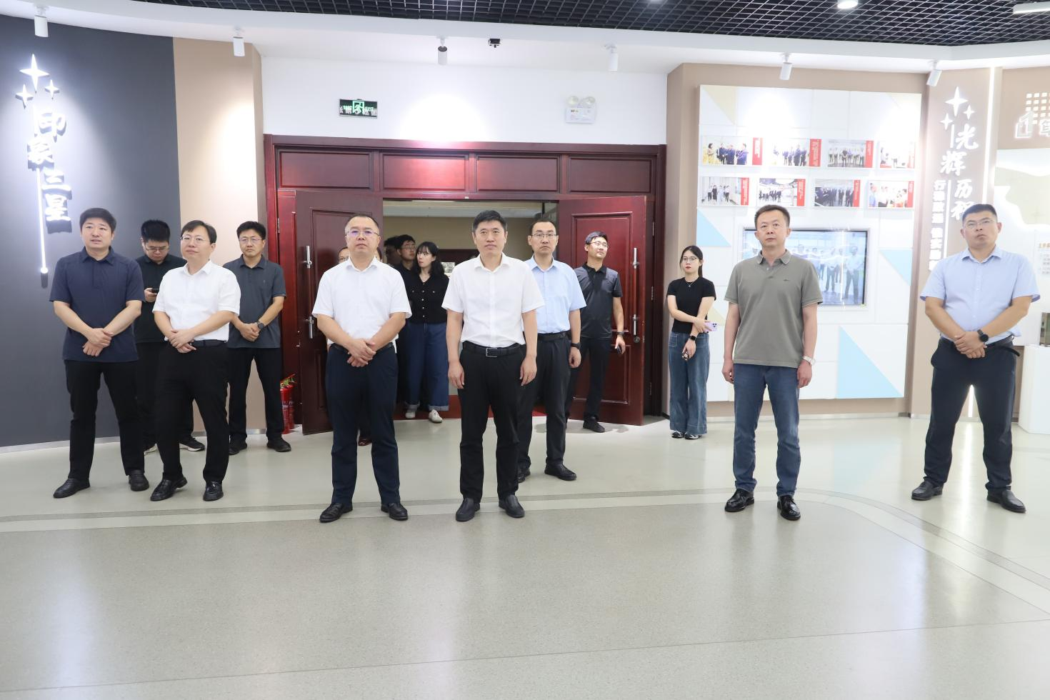 博興縣委常委、組織部部長(zhǎng)黃廣憲帶隊(duì)來(lái)山東三星集團(tuán)調(diào)研