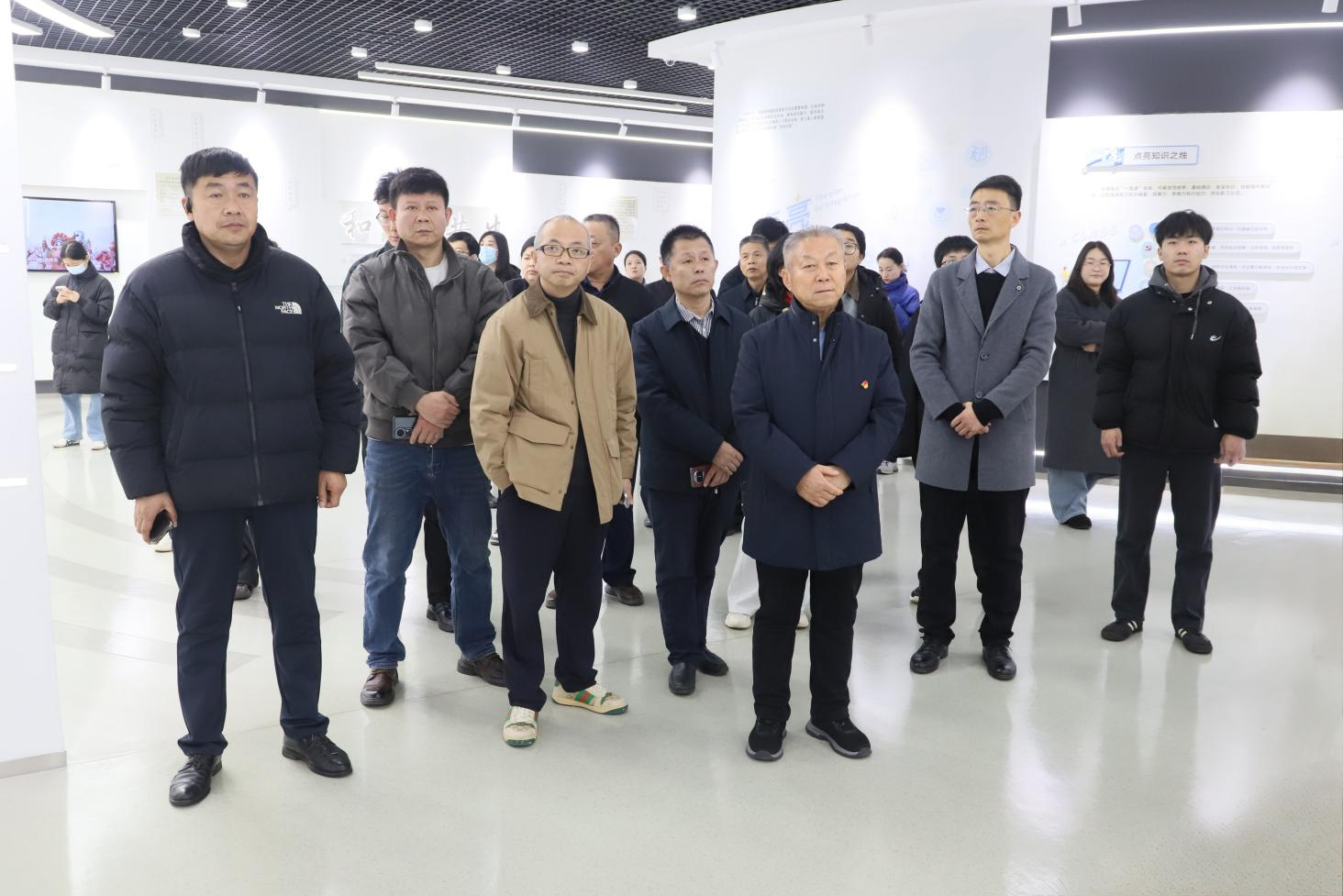 博興縣新興領(lǐng)域黨組織書記培訓(xùn)班來山東三星集團(tuán)觀摩學(xué)習(xí)