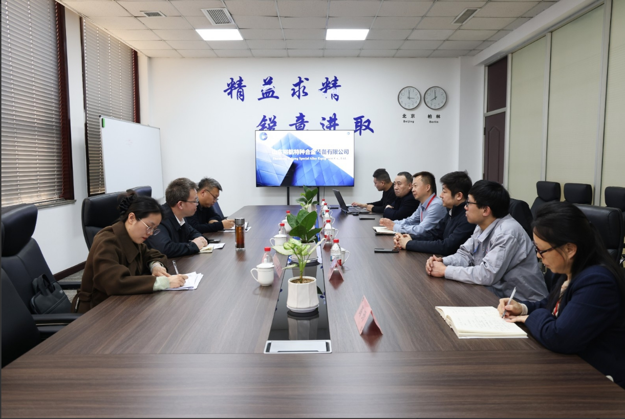 鄒平市副市長(zhǎng)唐建國(guó)來(lái)山東三星集團(tuán)調(diào)研